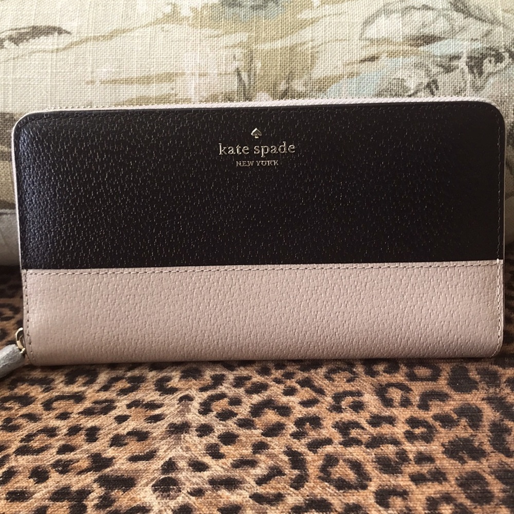 NWT Kate Spade Grove Street Neda Zip Around Wallet/Clutch in Warm Beige & Black